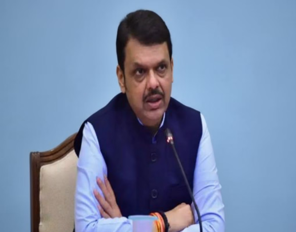 Mahayuti Must Win Against Maha Vikas Aghadi, Says CM Fadnavis