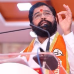Eknath Shinde Criticizes Uddhav Thackeray: “Facebook Live Won’t Run the State”