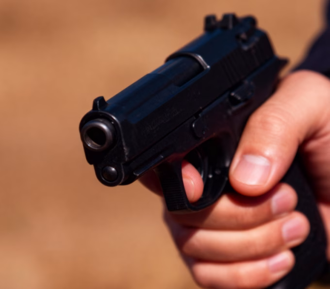 Purandar sarpanch gun threat