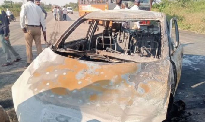 Jalgaon Road Crash Burns Pregnant Woman to Death, Husband in Critical Condition