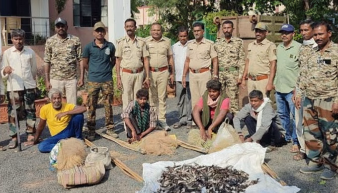 Savli Forest Department Takes Strong Action Against Illegal Bird Hunting