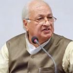 Niqab-Hijab Bihar Saga: Khan Calls Nitish 'Father Figure'