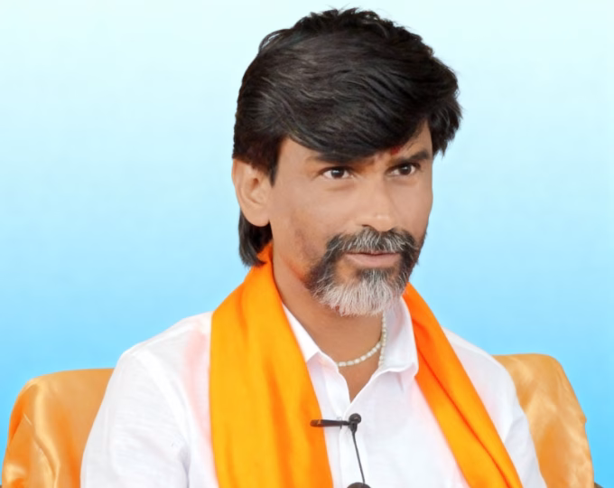 Jarange Patil Goes Aggressive Again! Sleeping Officers Demand What