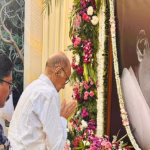 Sharad Pawar consolation Sunetra, Sunetra Pawar teary eyes