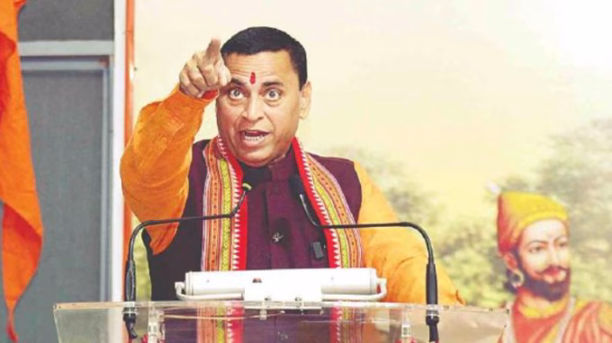 Sunil Deodhar Nehru criticism